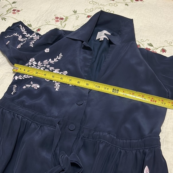 Cinq a Sept Silk Button Blue Dress Embroidered Floral Rose Pink Pockets Small 4 - Picture 16 of 16